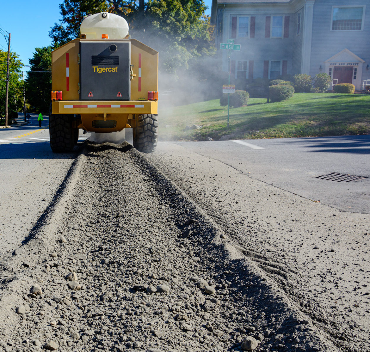 Home street works trencher 01