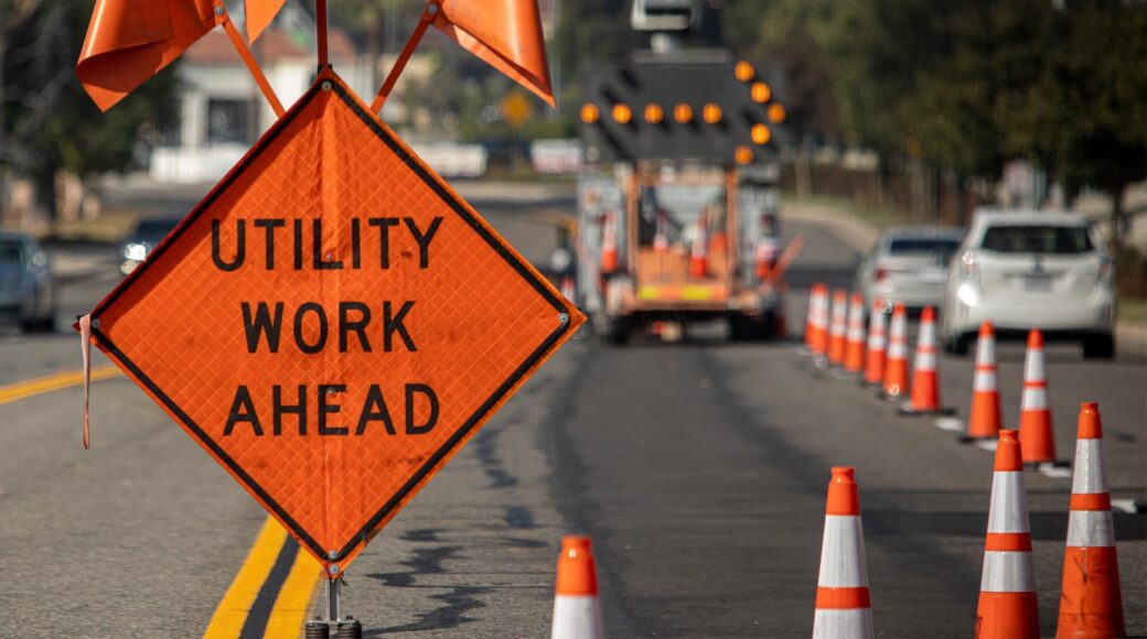 Managing traffic road construction