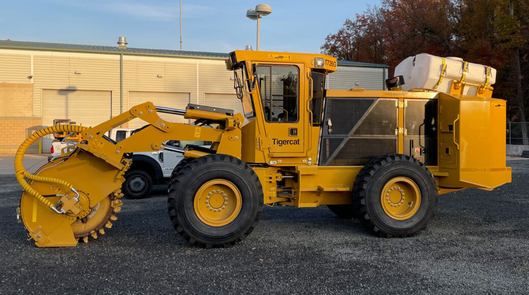 Street works street trencher asphalt cutter