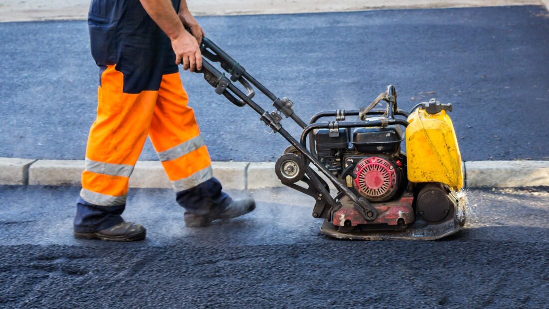 Asphalt compaction machinery